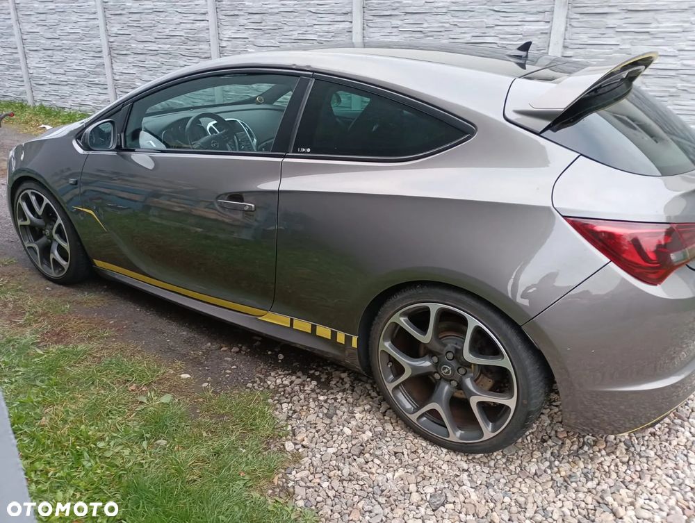 Opel Astra IV GTC OPC - 4