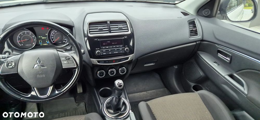 Mitsubishi ASX 1.6 Instyle - 19