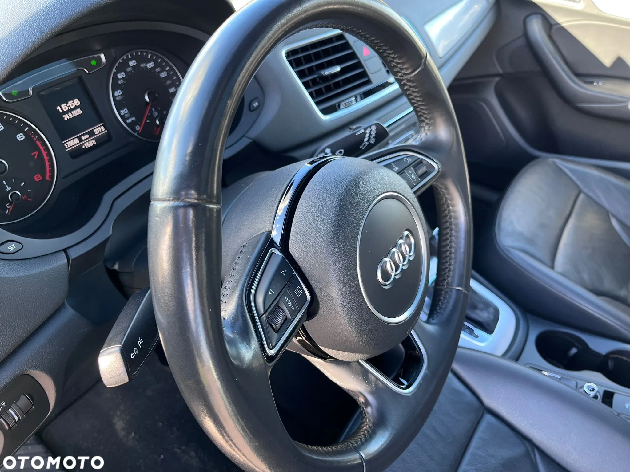 Audi Q3 2.0 TFSI quattro S tronic - 31