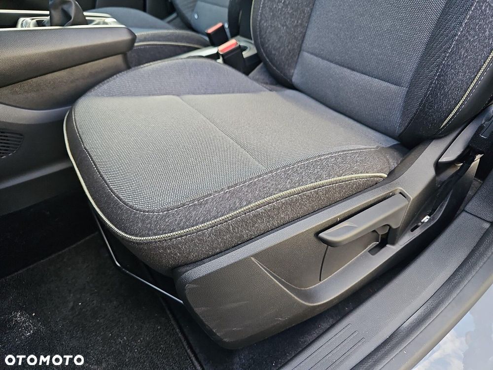Renault Captur - 25