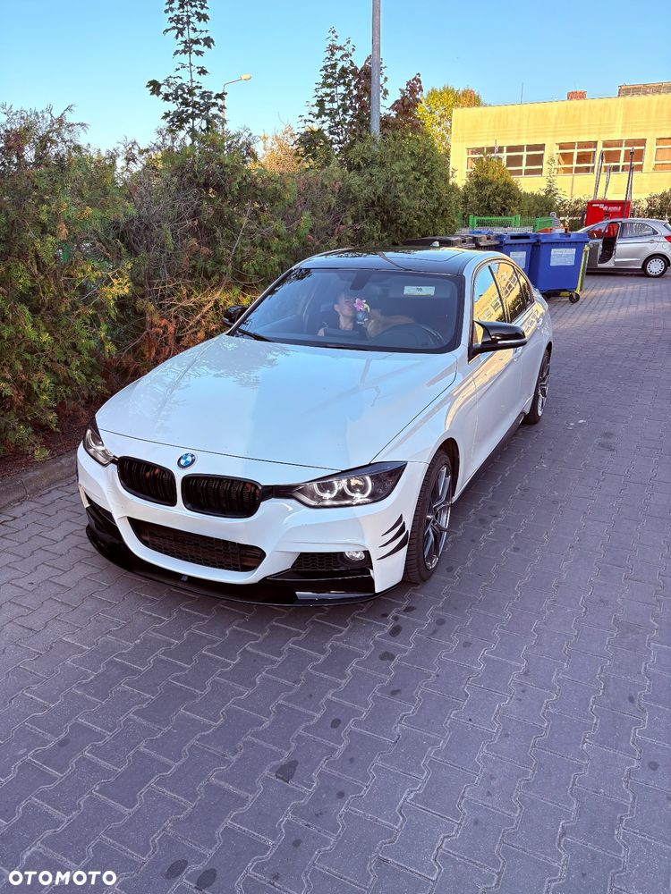 BMW Seria 3 328i xDrive Sport-Aut Sport Line - 1
