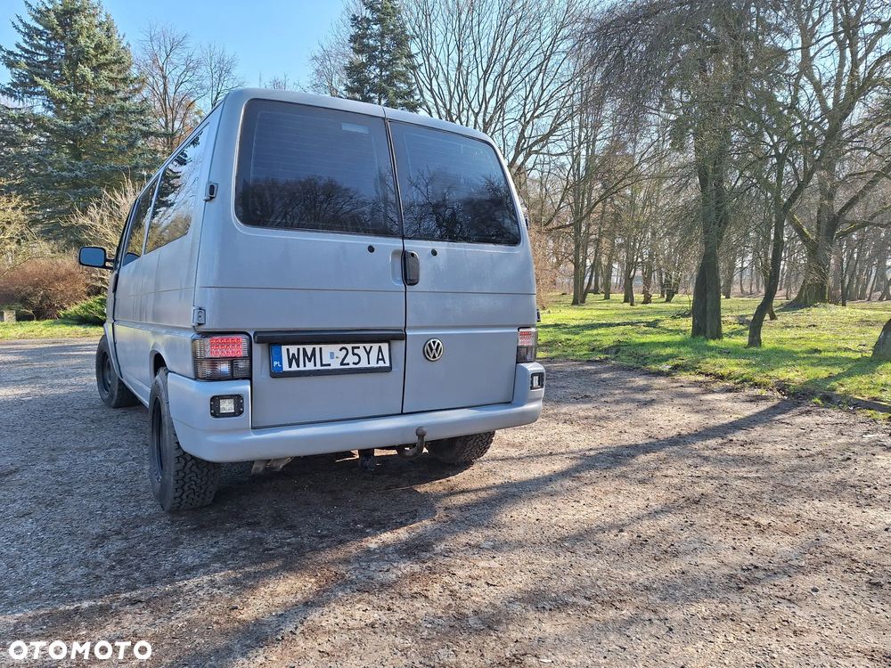 Volkswagen Transporter - 2