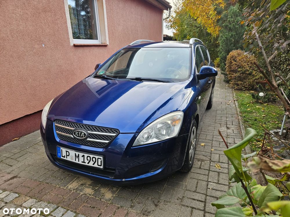 Kia Ceed - 3