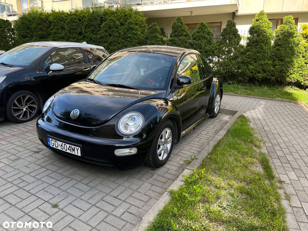 Volkswagen New Beetle - 2