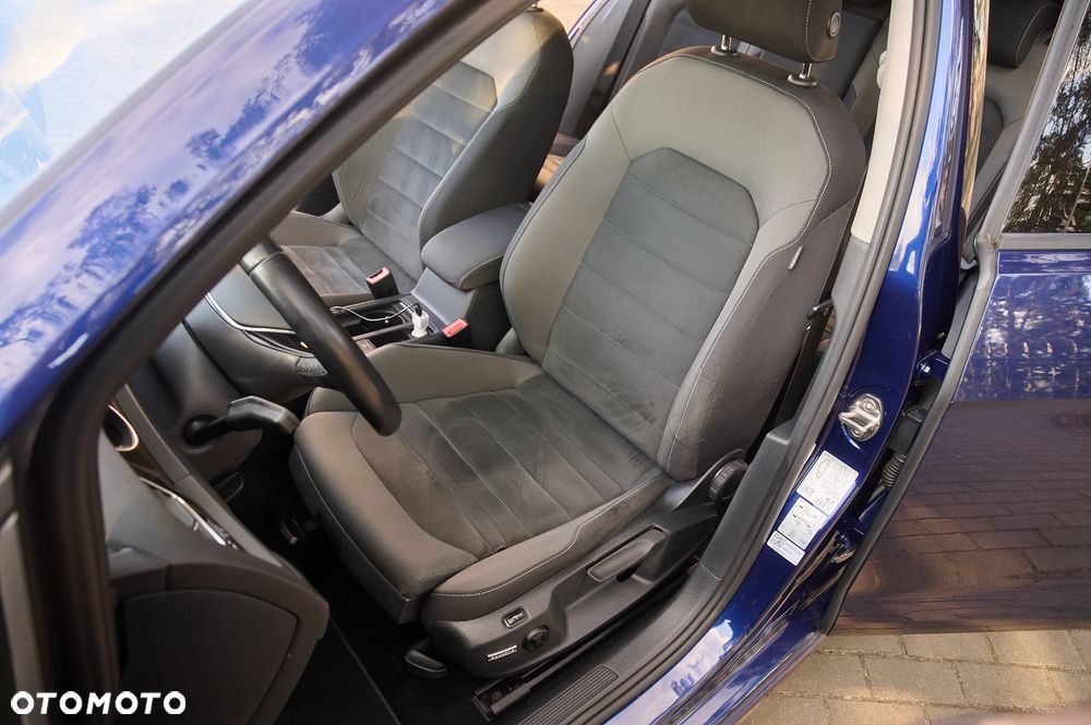 Volkswagen Golf 1.6 TDI SCR Comfortline - 28