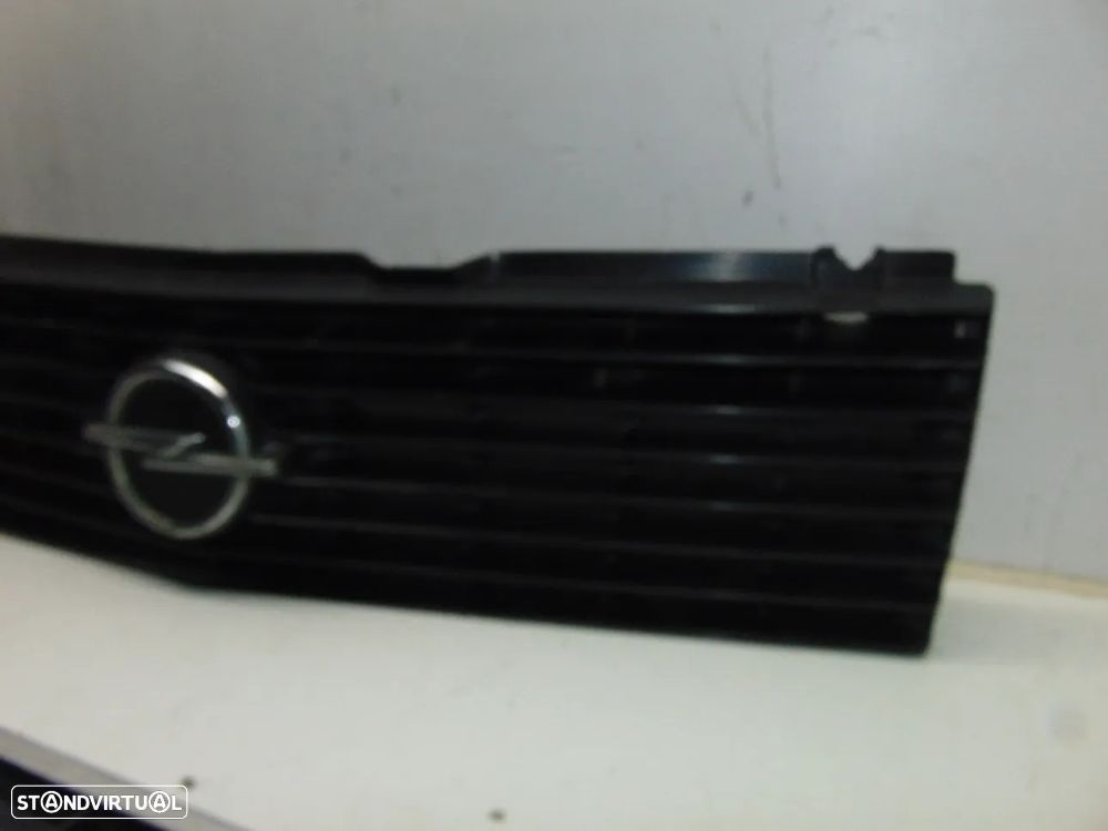 Opel Antigos grelhas - 3