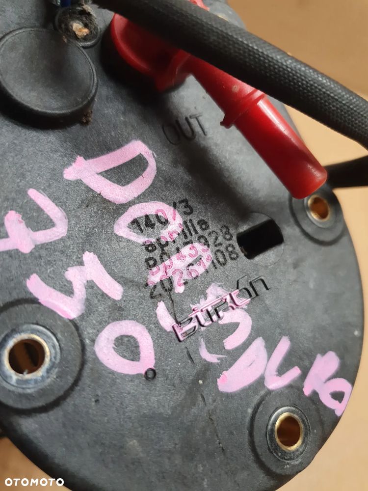 Aprilia Dorsoduro 750 ( 2010 ) Pompa Paliwa - 8