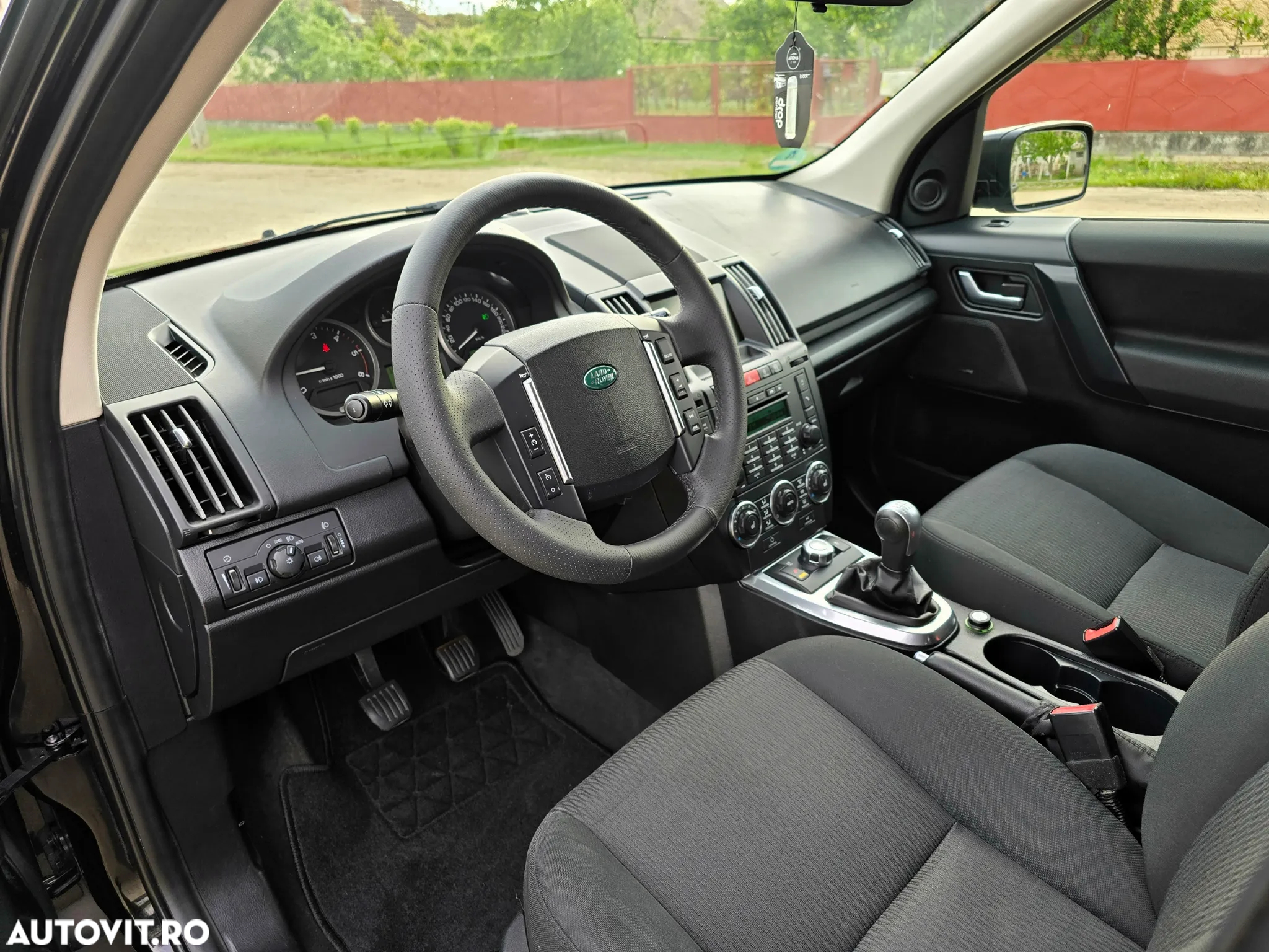 Land Rover Freelander 2 2.2 TD4 S - 16