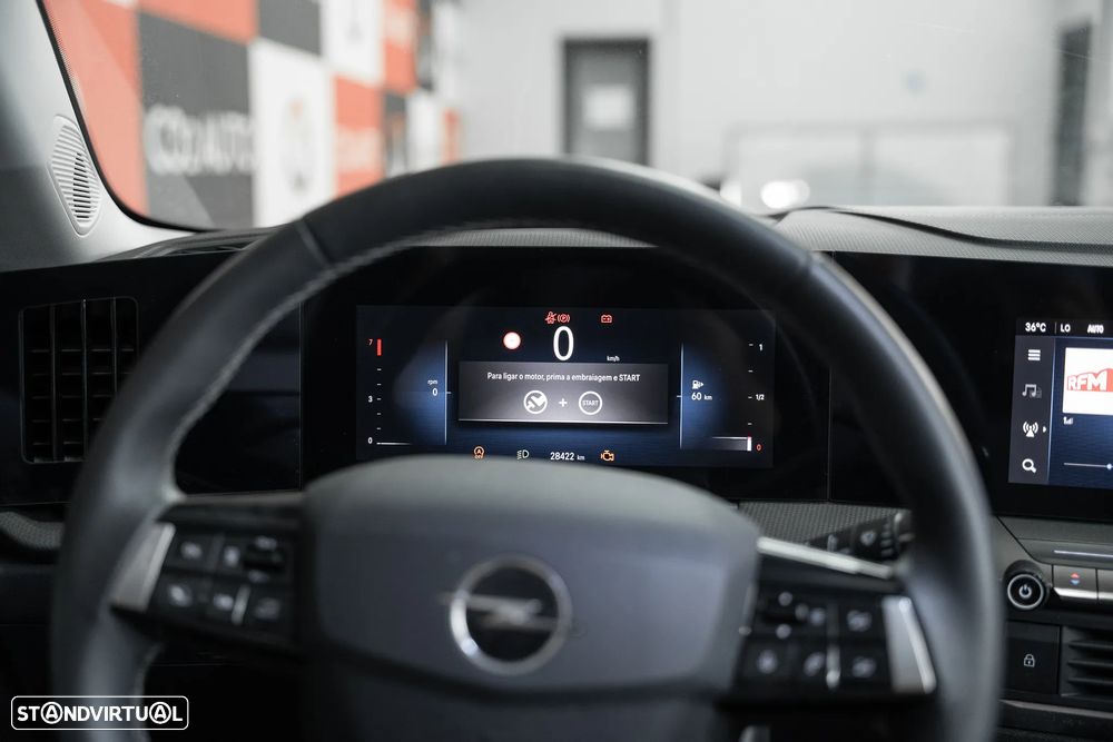 Opel Astra 1.2 T Elegance - 10