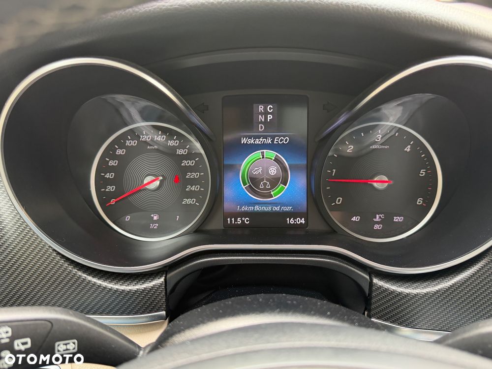 Mercedes-Benz Klasa V 300 d 4-Matic Avantgarde 9G-Tronic (d³ugi) - 12