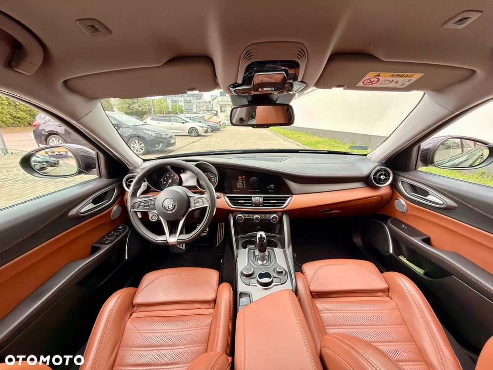 Alfa Romeo Giulia 2.0 Turbo Veloce Q4 - 28