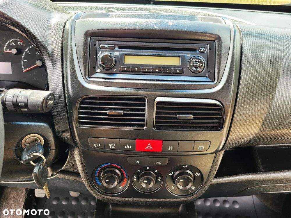 Opel Combo - 23