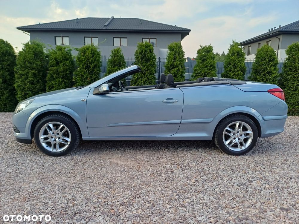 Opel Astra 1.6 Enjoy - 12