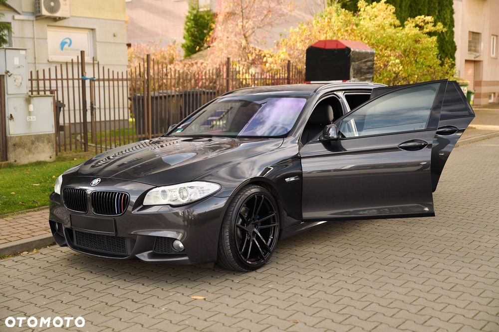 BMW Seria 5 520d Touring - 18
