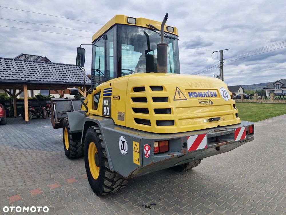 Komatsu WA90-3H - 8