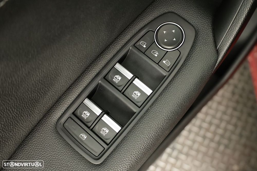 Renault Captur 1.0 TCe Techno Bi-Fuel - 22