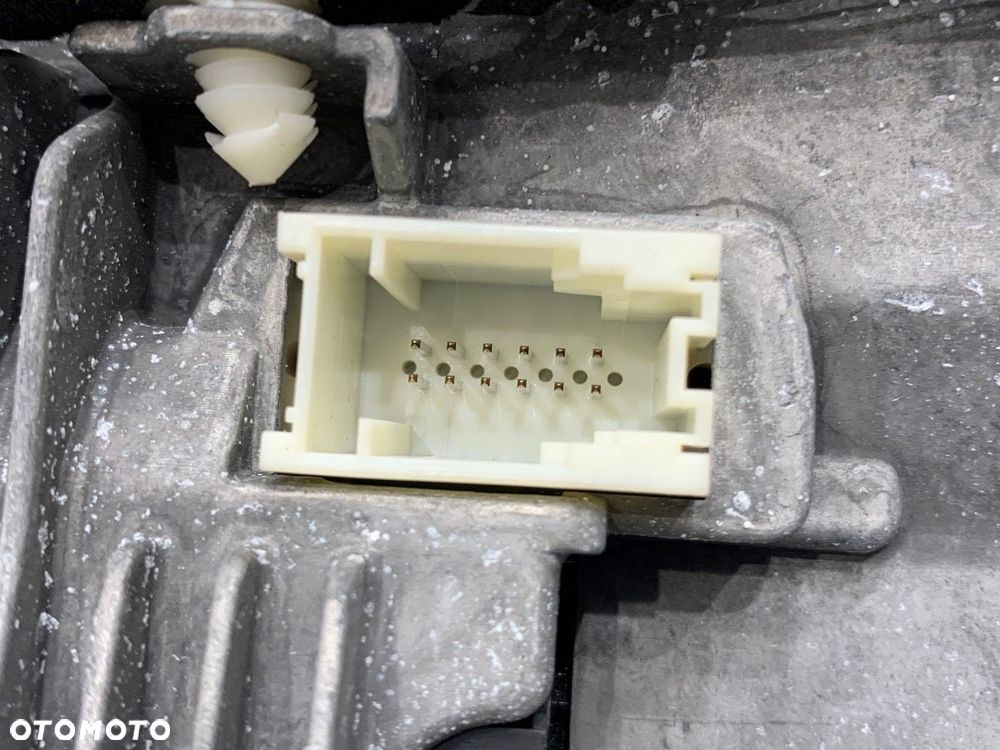 WYŚWIETLACZ  BMW 7 (E65, E66, E67) 2001 - 2009 735 i, Li 200 kW [272 KM] benzyna 2001 - 2005 - 4