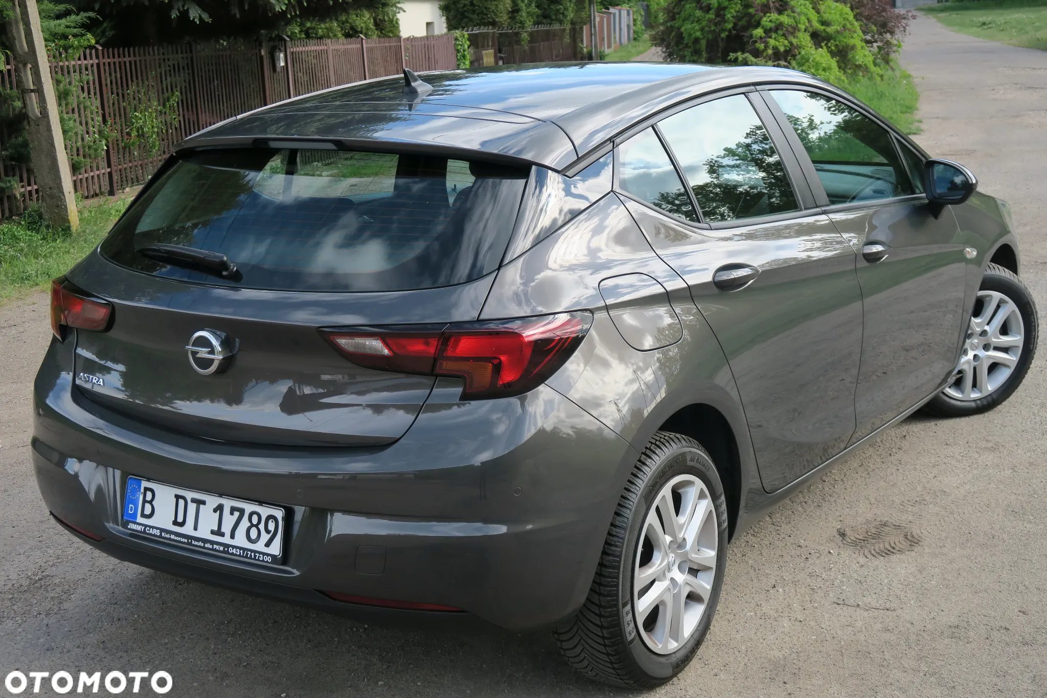 Opel Astra 1.6 D (CDTI) Edition - 10