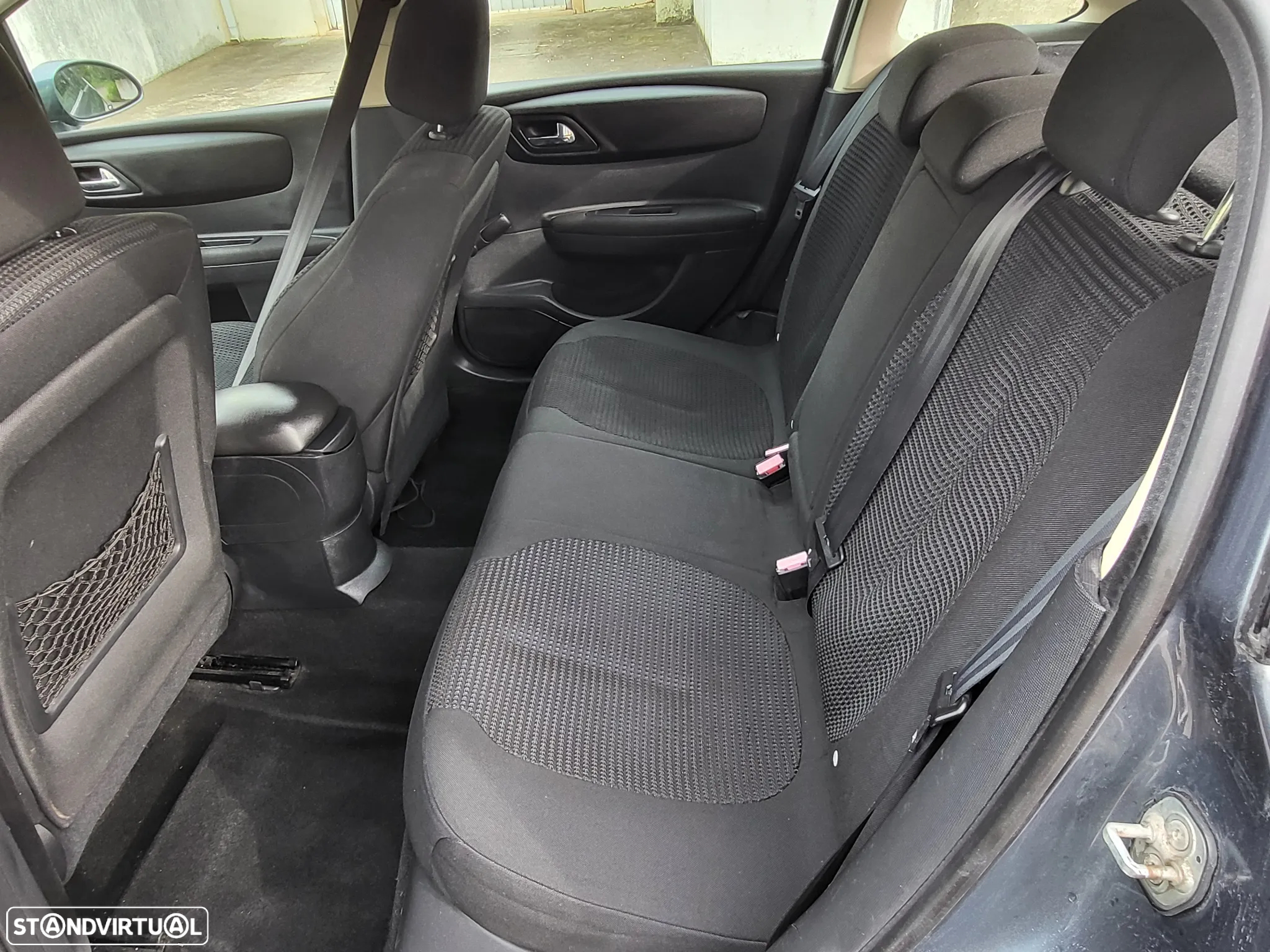 Citroën C4 1.6 HDi VTR Pack - 34