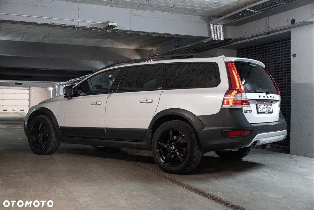 Volvo XC 70 T6 AWD Dynamic Momentum - 10