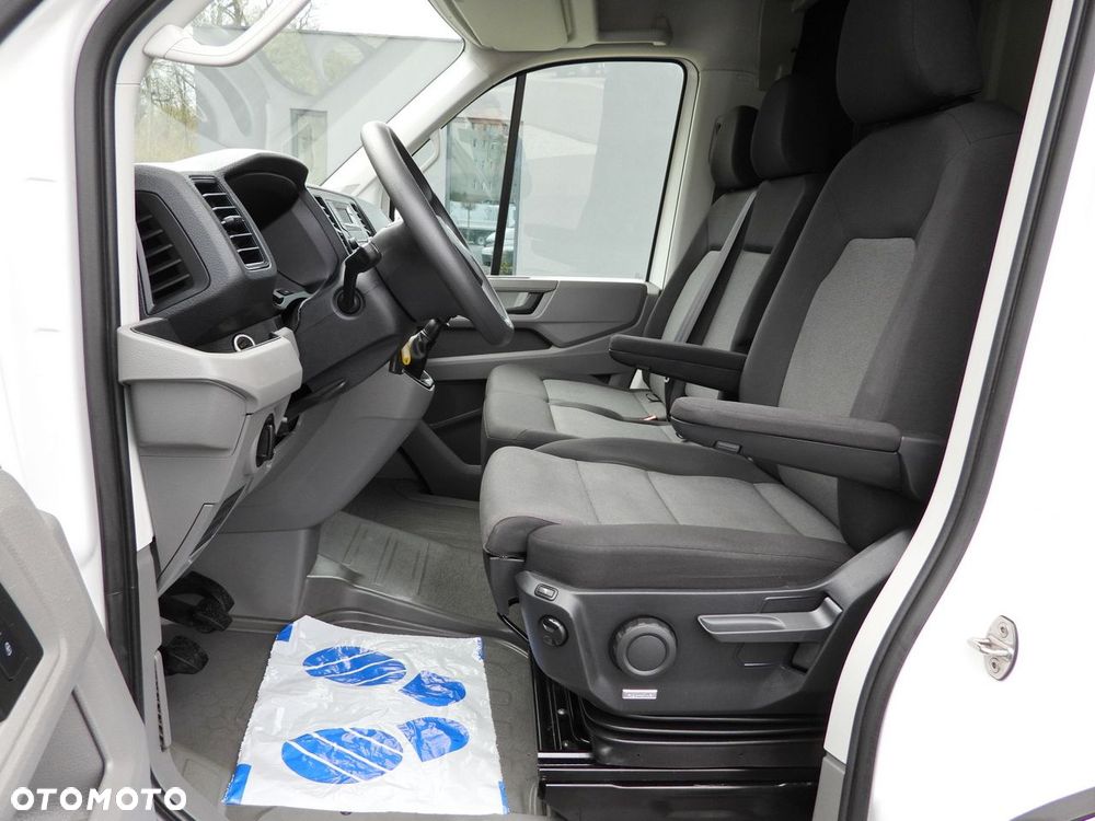 Volkswagen CRAFTER  PLANDEKA 10 PALET WEBASTO TEMPOMAT LEDY  180KM - 23