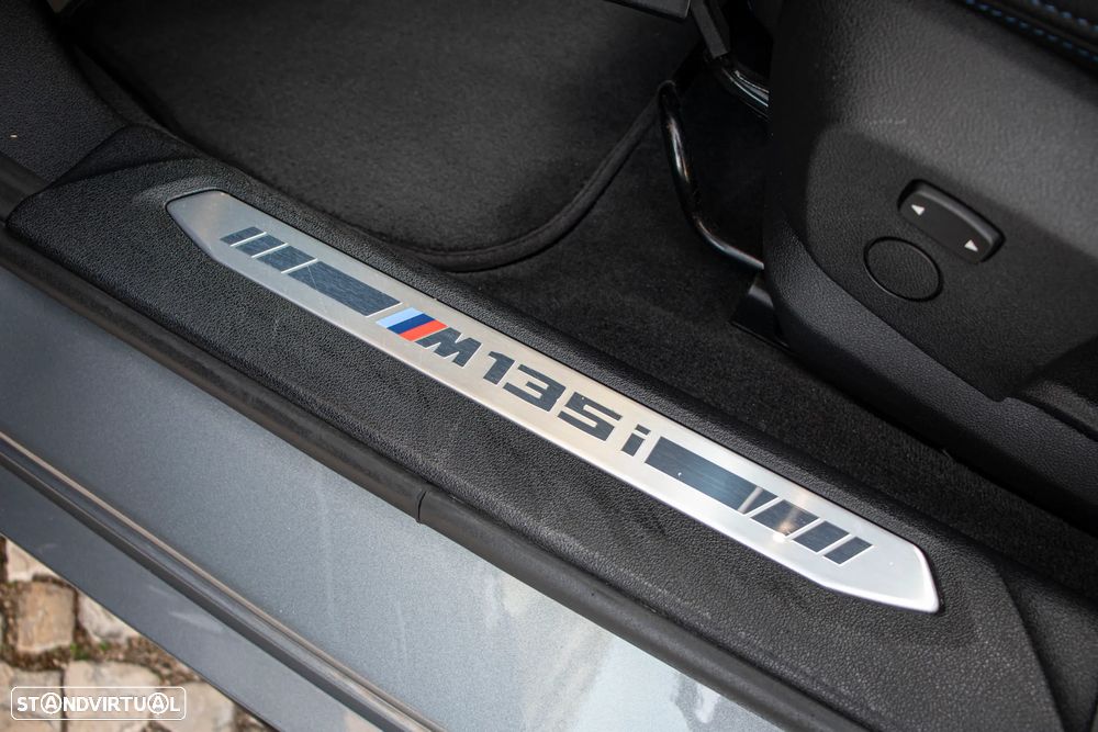 BMW M135i xDrive - 11