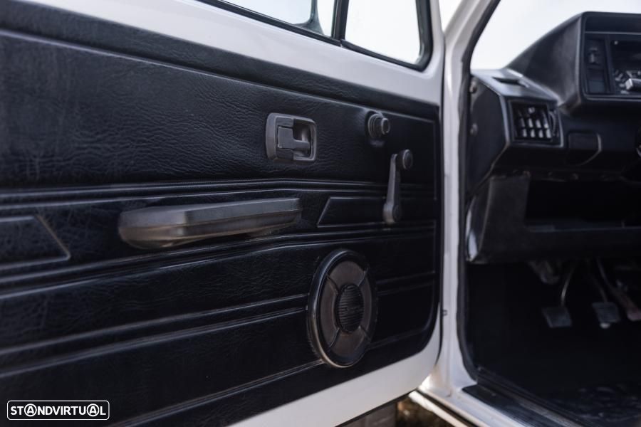 VW Golf - 36