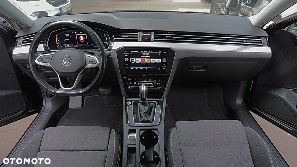 Volkswagen Passat 2.0 TDI EVO Business DSG - 14