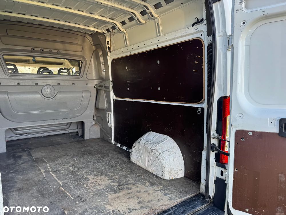 Peugeot Boxer HDi 333 L2H2 Standard - 23
