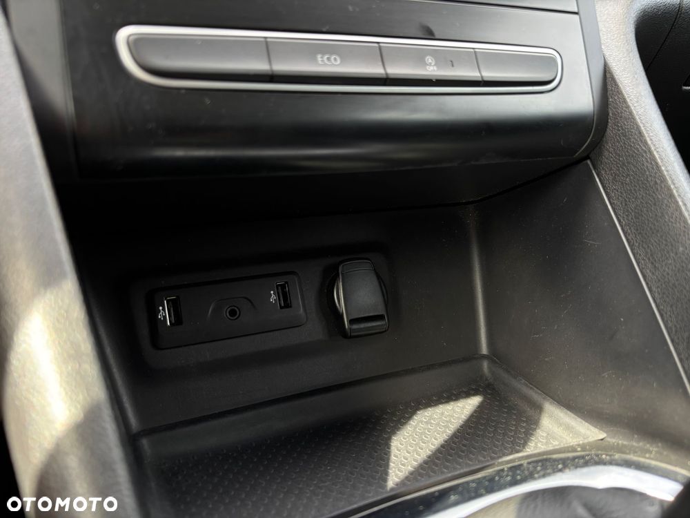 Renault Megane ENERGY TCe 100 INTENS - 27