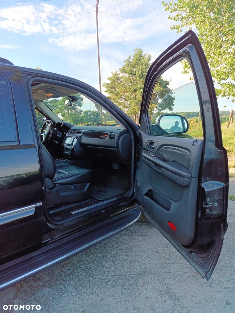 GMC Yukon Denali 6.2 - 8