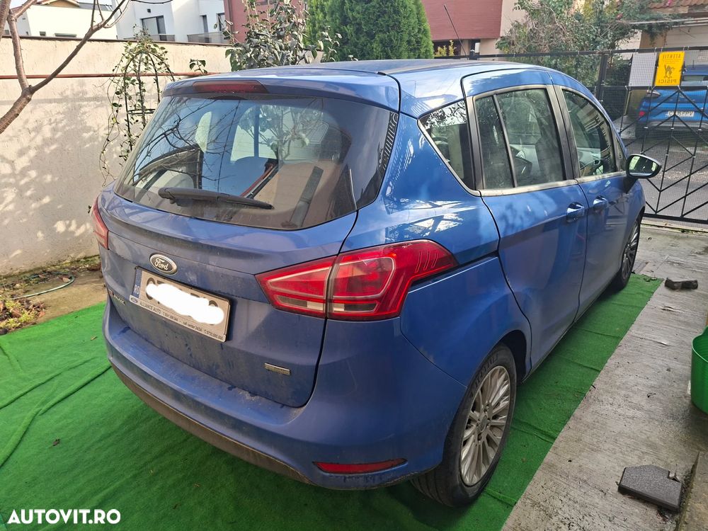 Ford B-Max 1.0 EcoBoost Titanium - 4