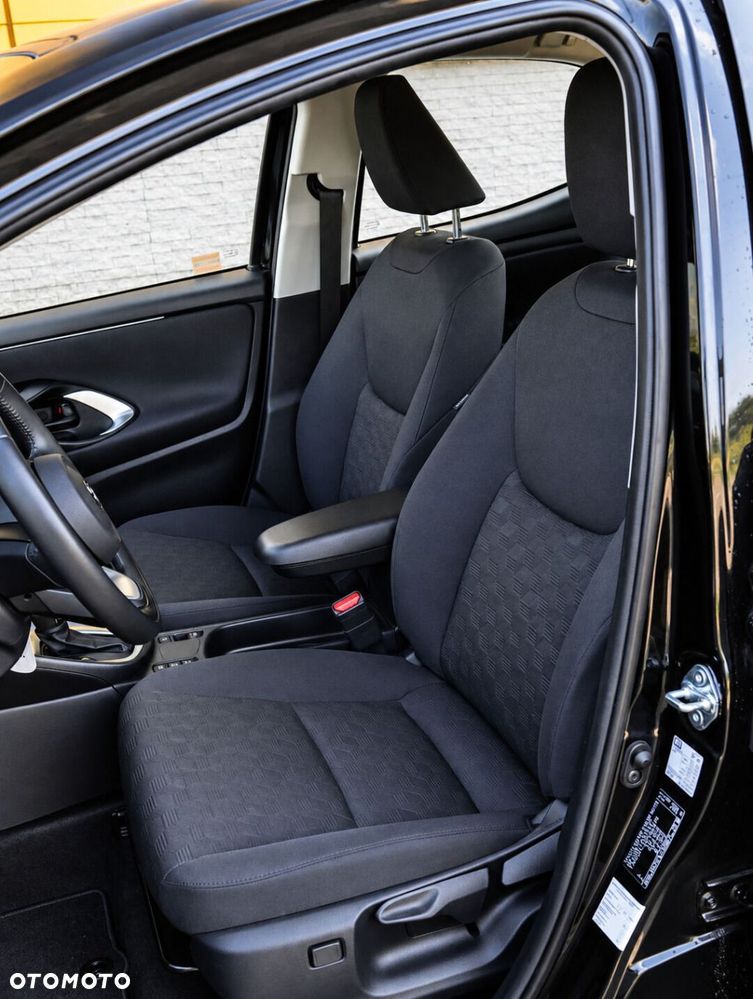 Toyota Yaris - 18