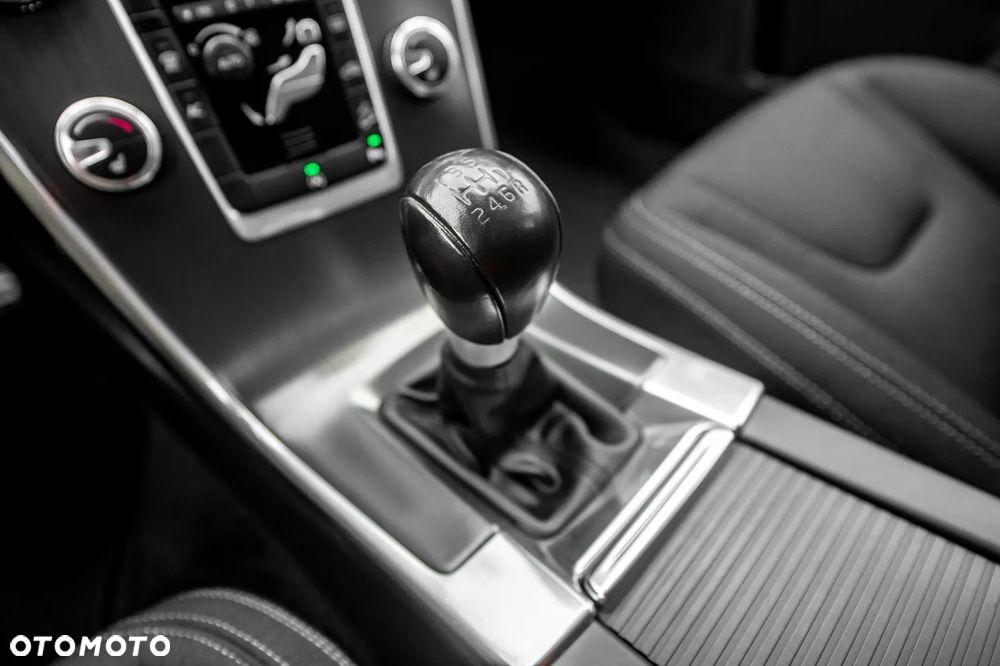 Volvo XC 60 D4 AWD Summum - 29