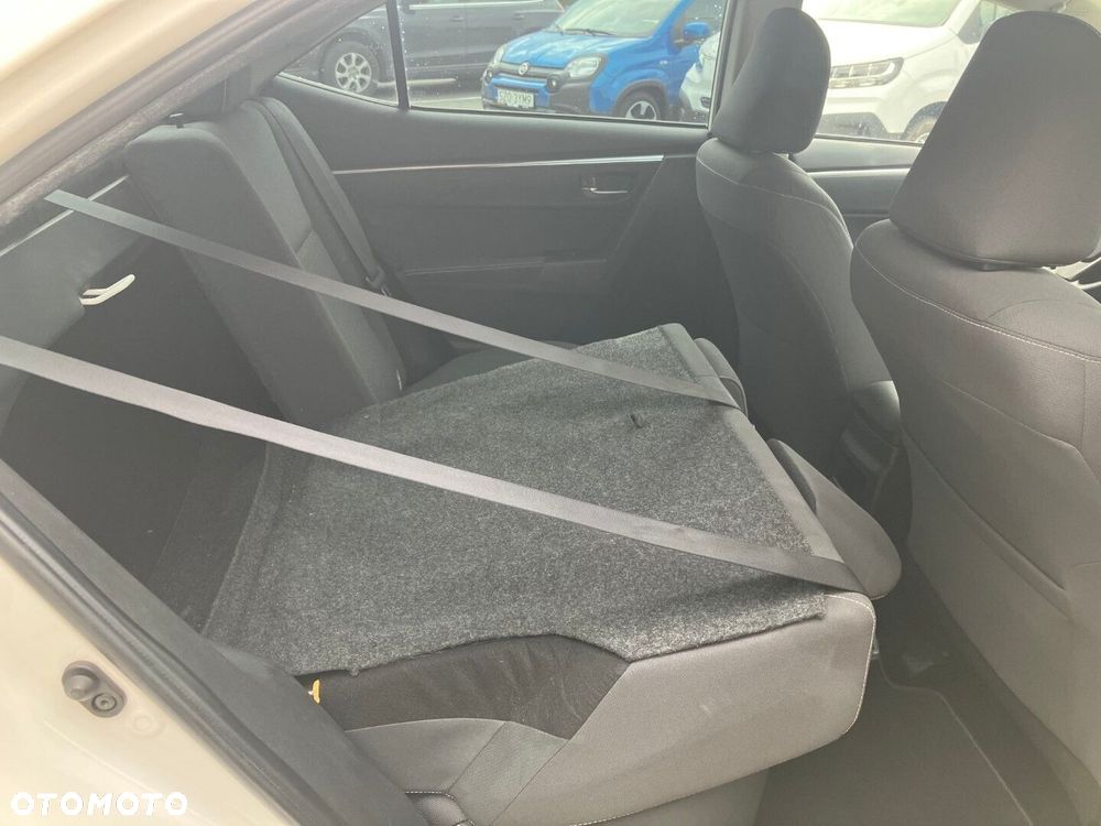 Toyota Corolla 1.4 D-4D Comfort - 26
