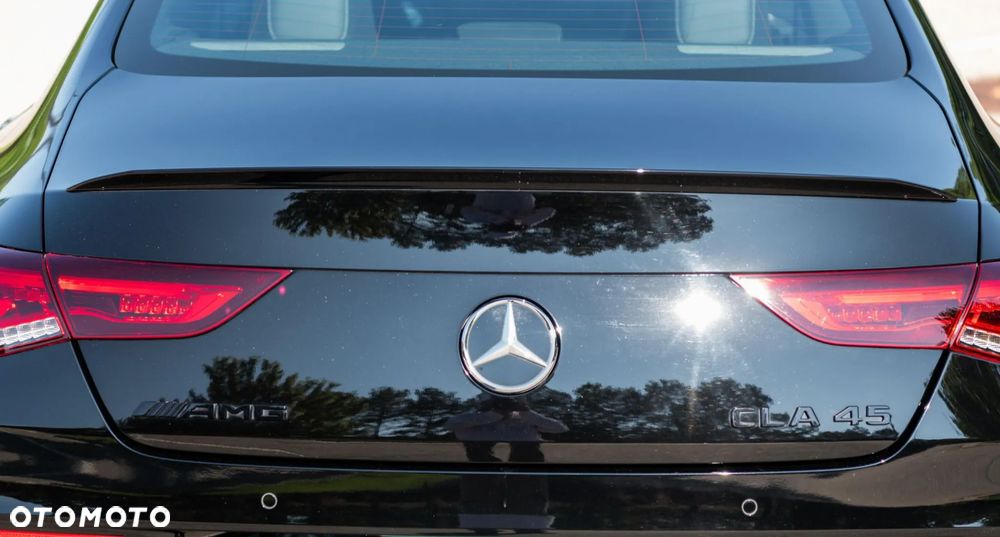 Mercedes-Benz CLA - 16