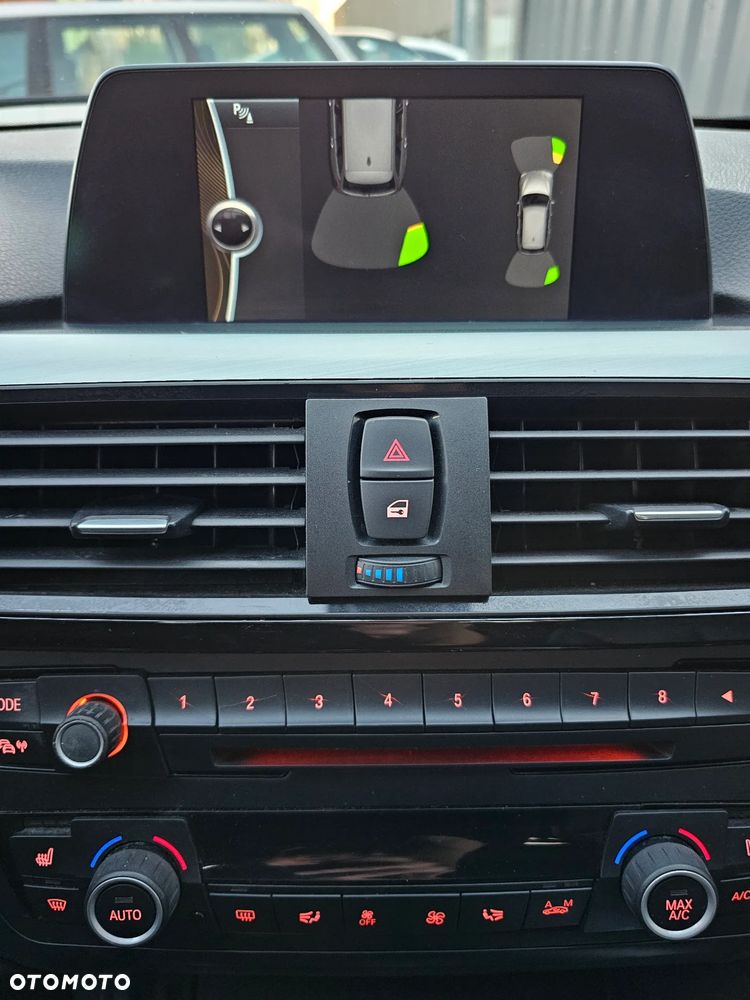 BMW Seria 3 320d Blue Performance Luxury Line - 29