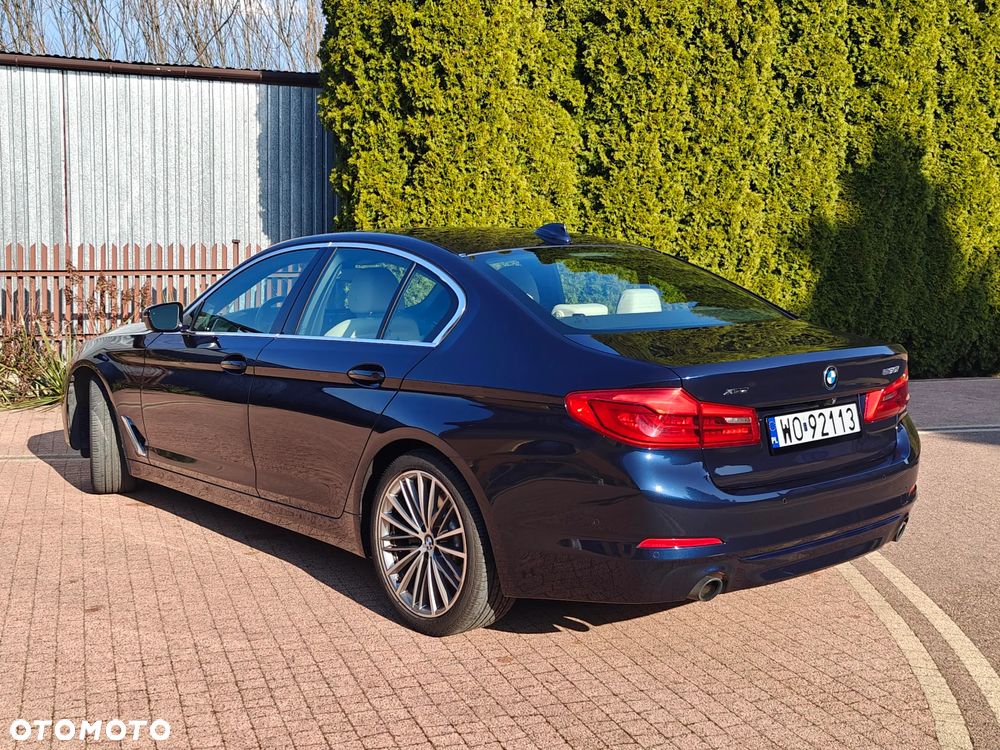 BMW Seria 5 530i xDrive Sport Line - 8