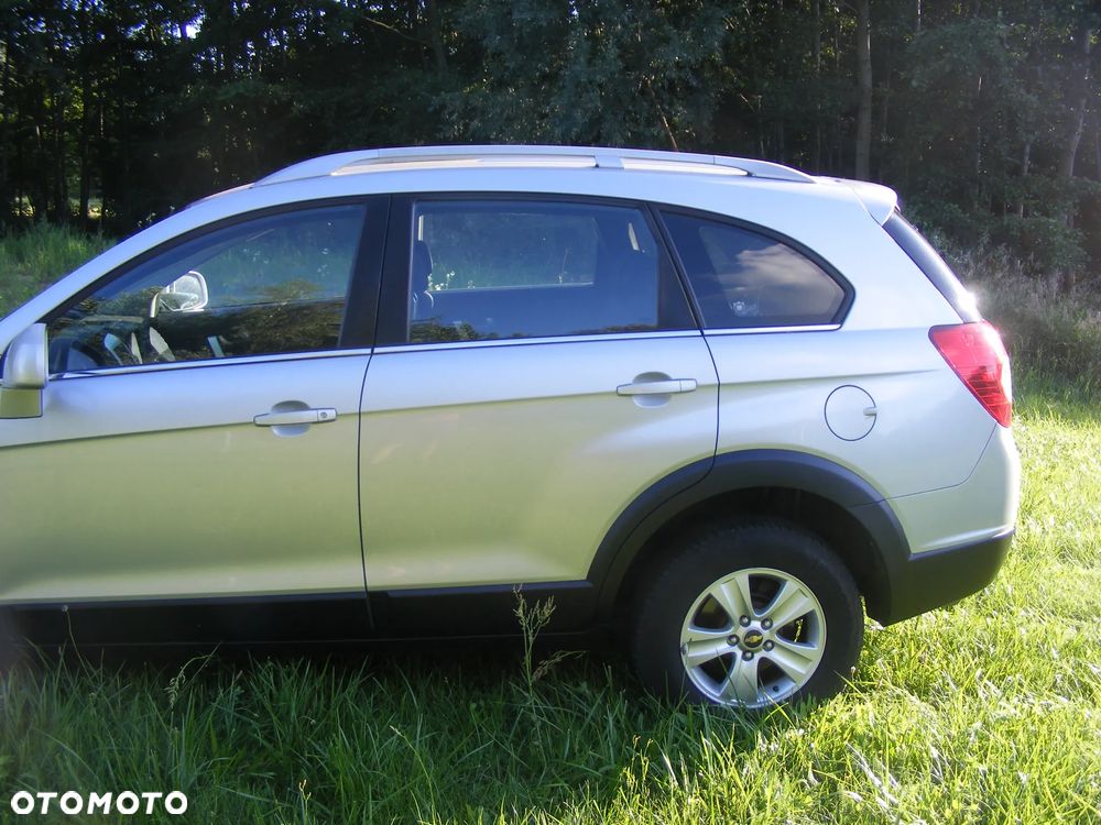 Chevrolet Captiva 2.4 2WD 5 Sitzer LS - 12
