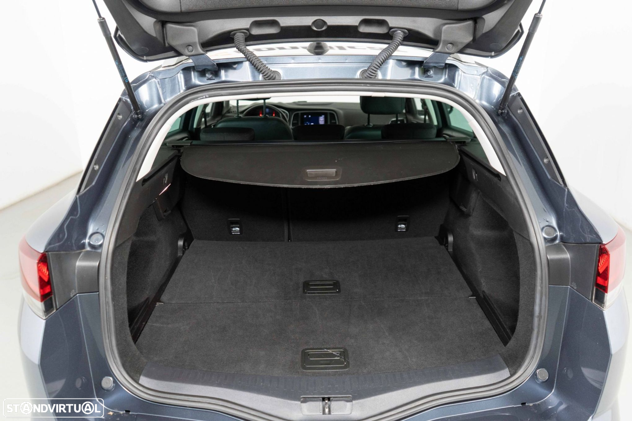 Renault Mégane Sport Tourer 1.3 TCe Limited - 10