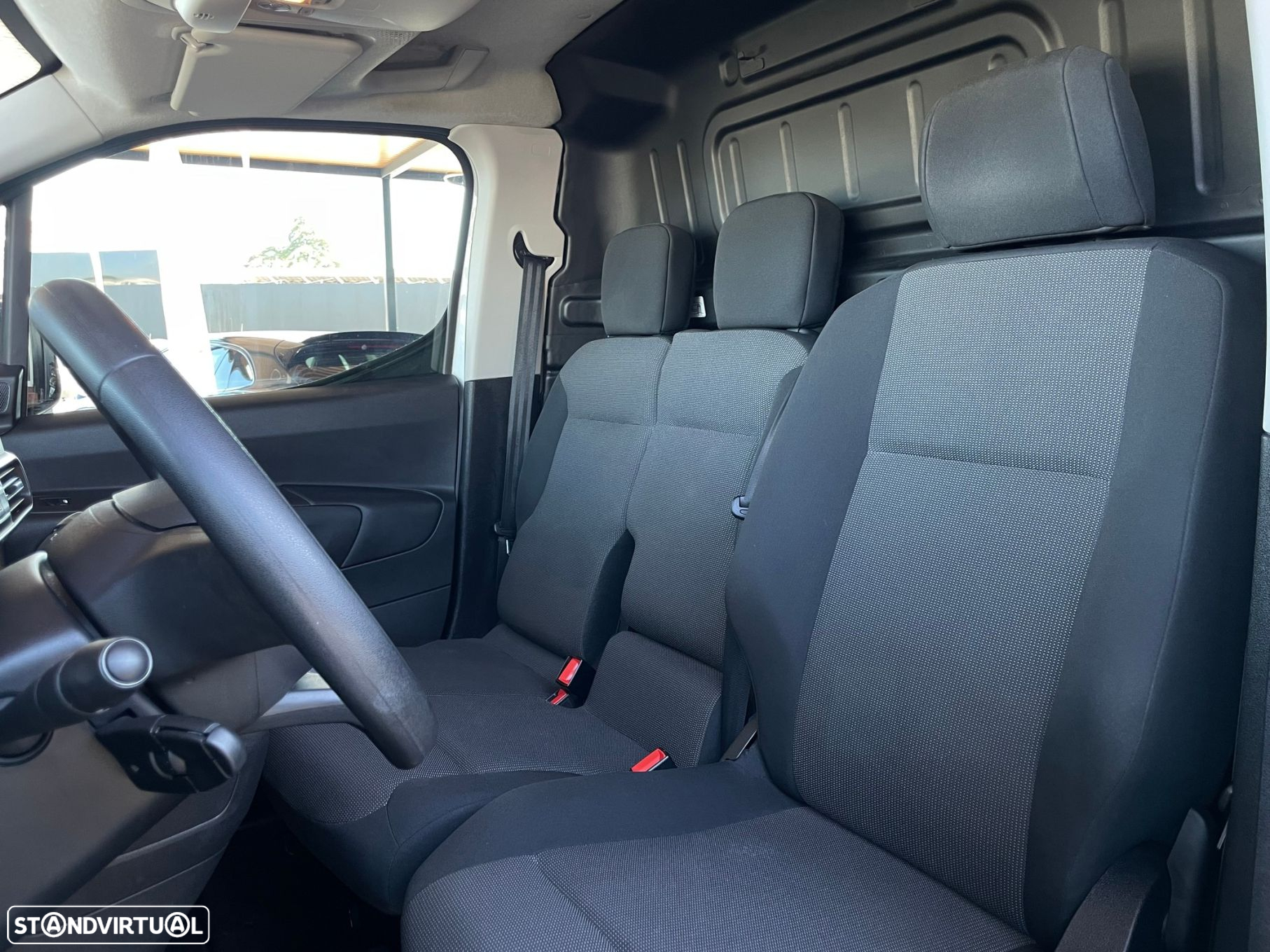 Citroën Berlingo 1.5 BlueHDi M Shine - 15