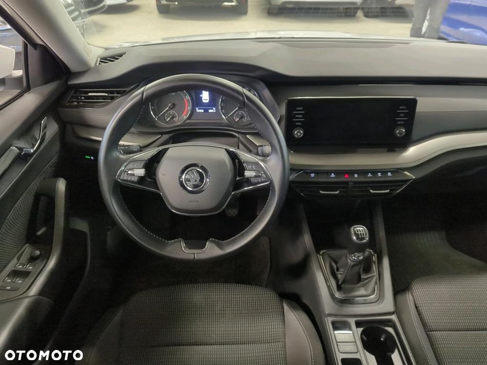 Skoda Octavia 1.5 TSI ACT Ambition - 3