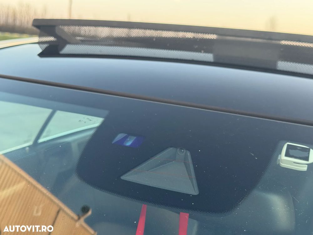 Mercedes-Benz E 220 CDI DPF BlueEFFICIENCY 7G-TRONIC Avantgarde - 33