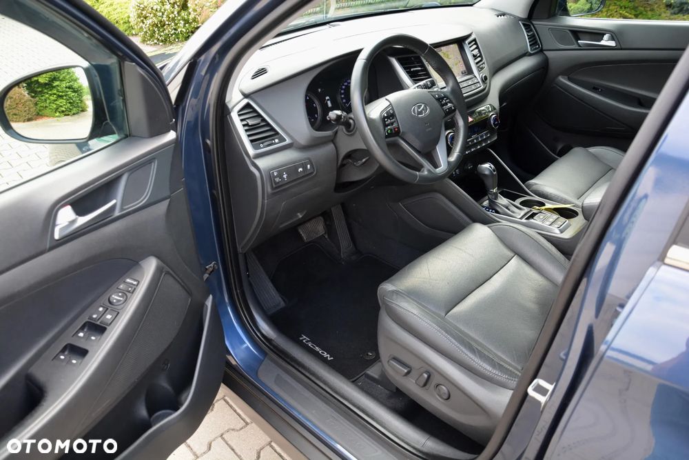 Hyundai Tucson blue 1.7 CRDi 2WD DCT Premium - 2