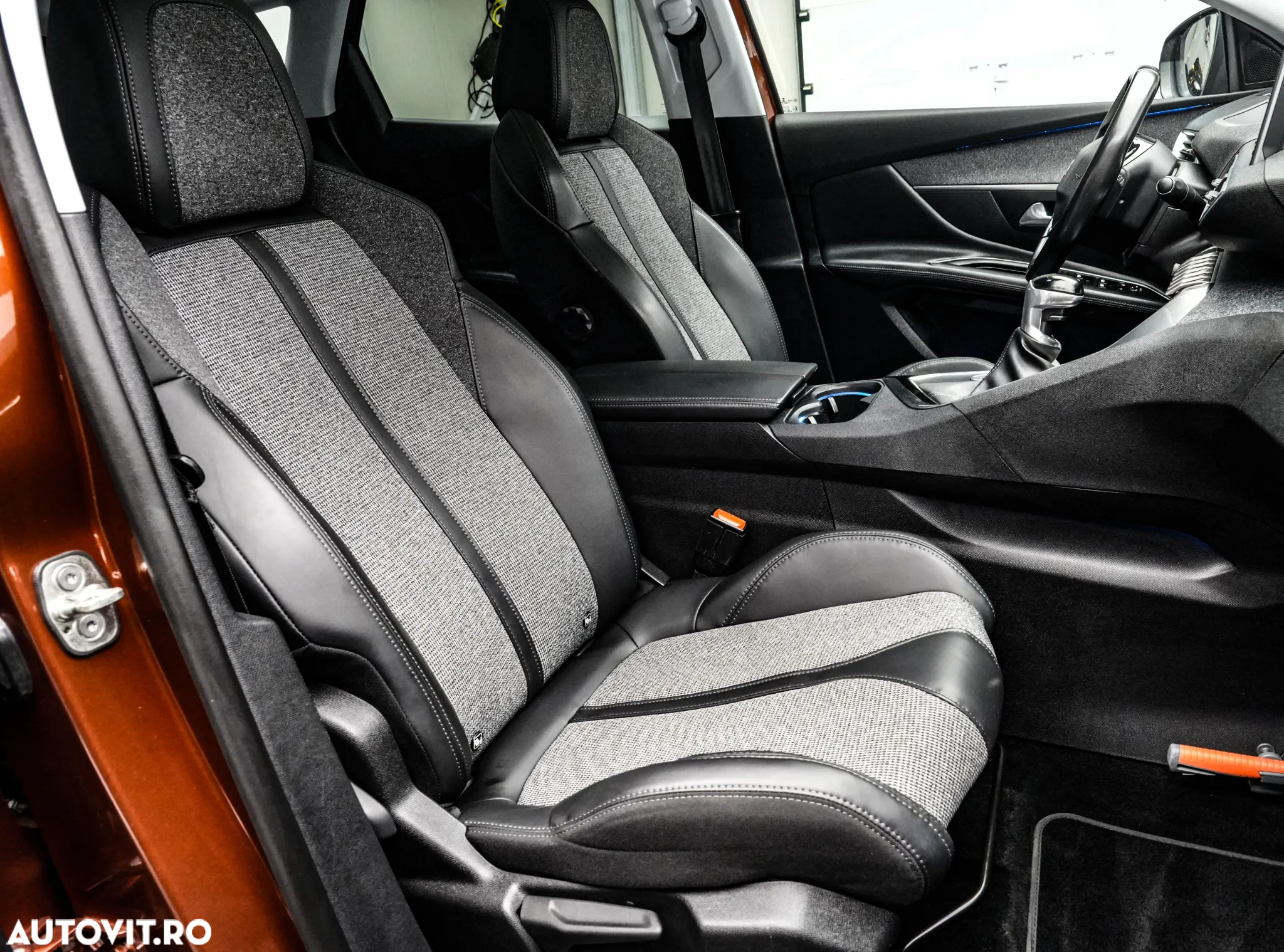 Peugeot 3008 1.2 PureTech Turbo S&S Allure - 15