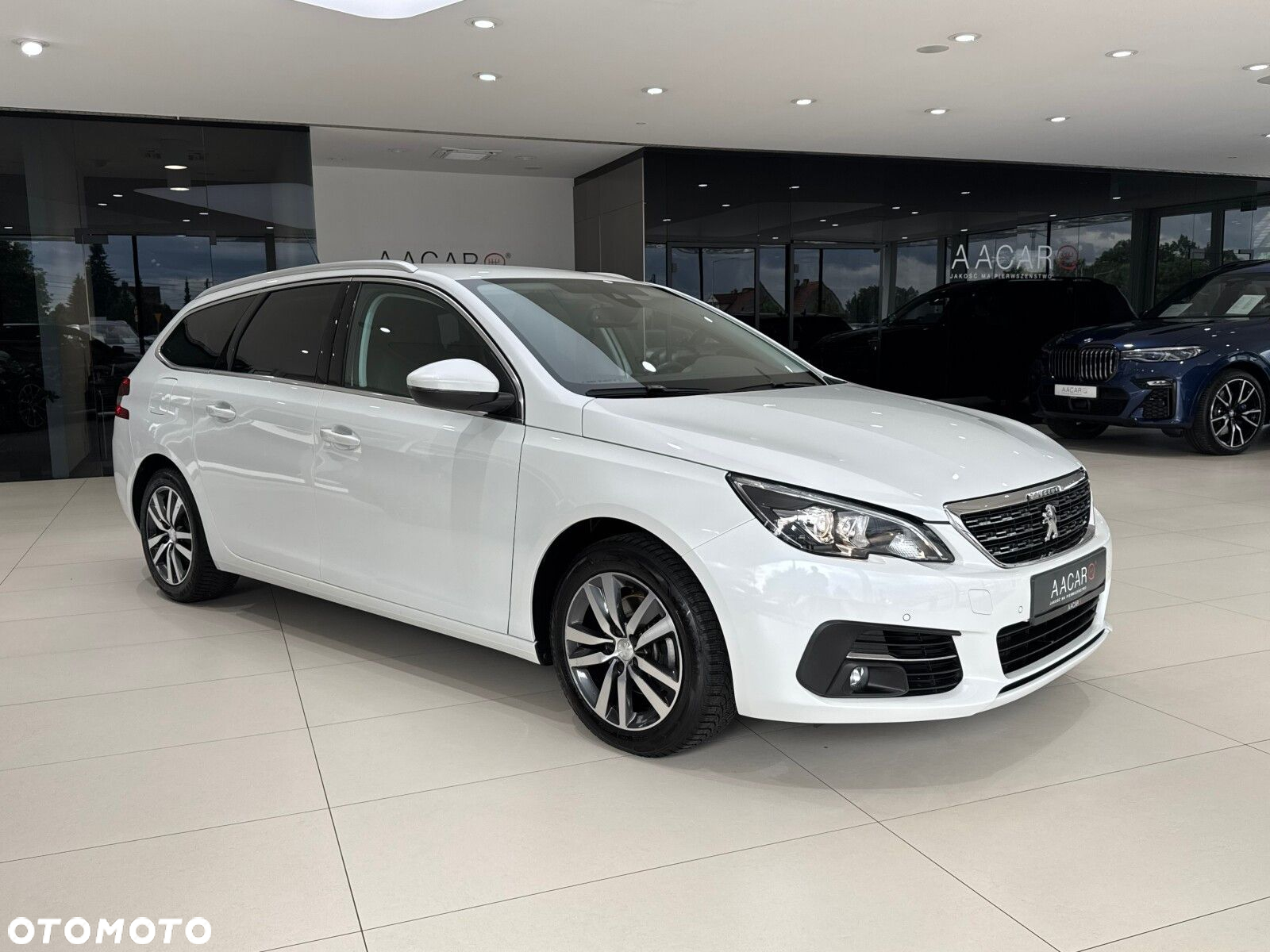 Peugeot 308 1.2 PureTech GPF Allure Pack S&S EAT8 - 6