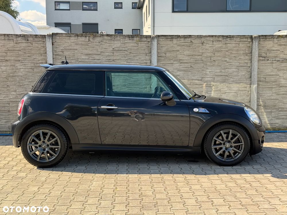 MINI Cooper S Standard - 4