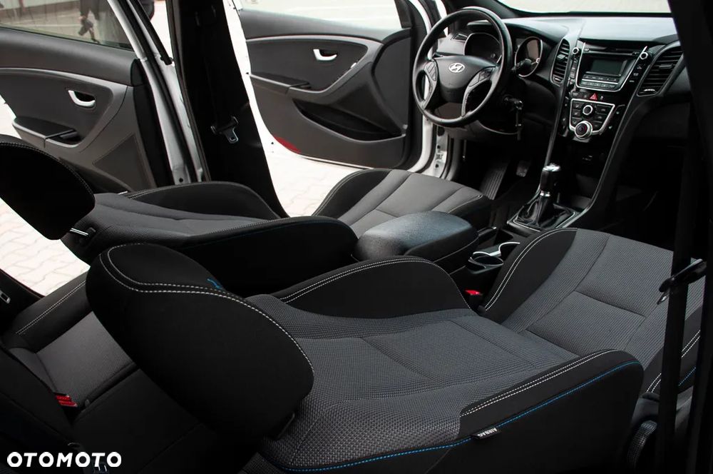 Hyundai i30 1.4 Select - 9