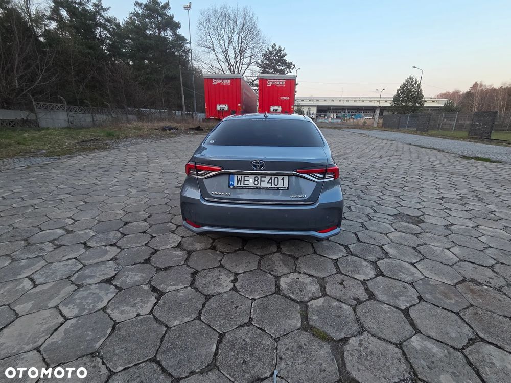 Toyota Corolla 1.8 Hybrid Executive - 6
