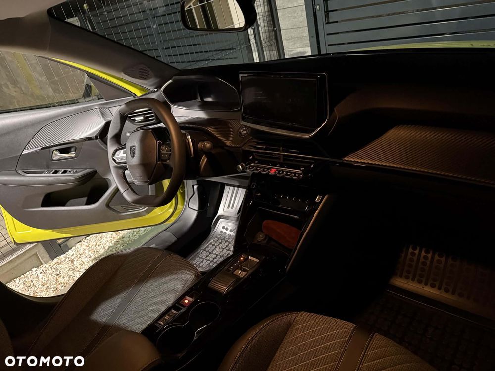 Peugeot 208 Hybrid 100 e-DSC6 GT - 4